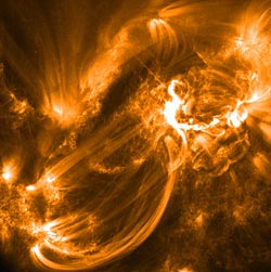 TRACE satellite image of a flaring magnetic field region (white) from an event on April 12, 2000.